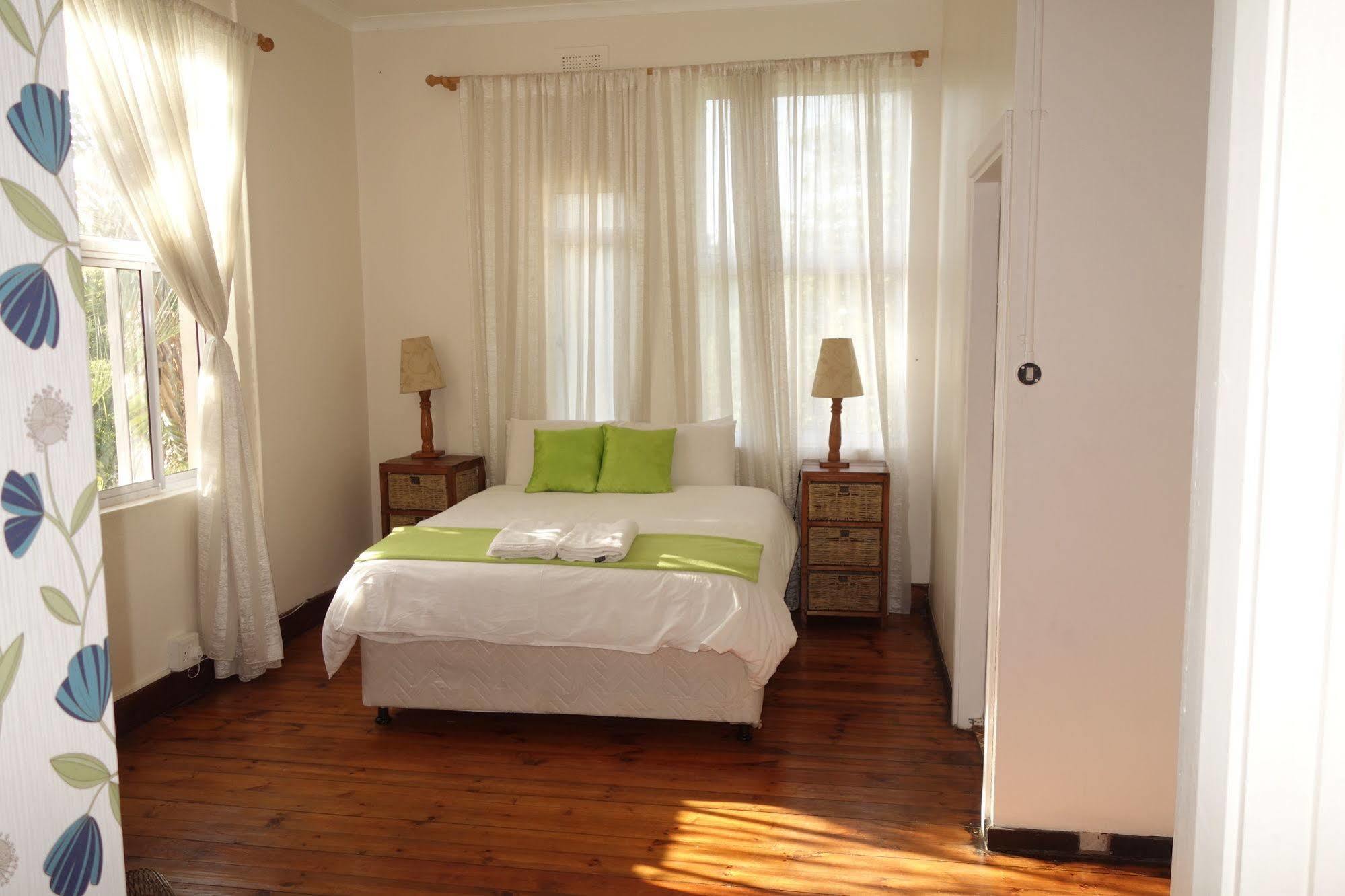 Blue Ocean Dive Resort Umkomaas Extérieur photo